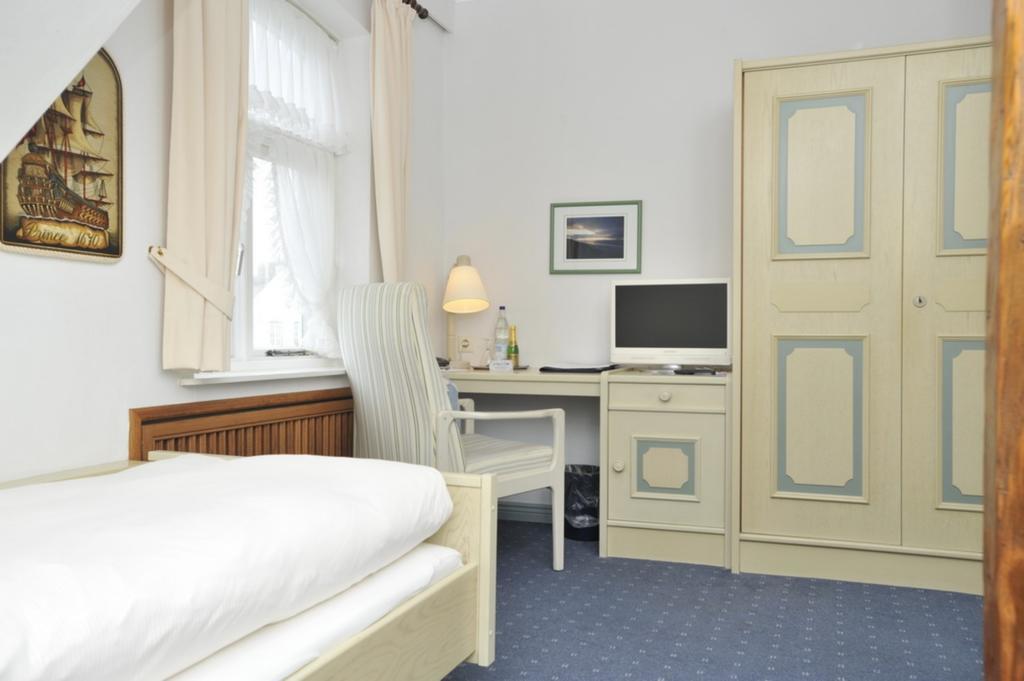 Hotel Friesenhof Wenningstedt-Braderup Rum bild