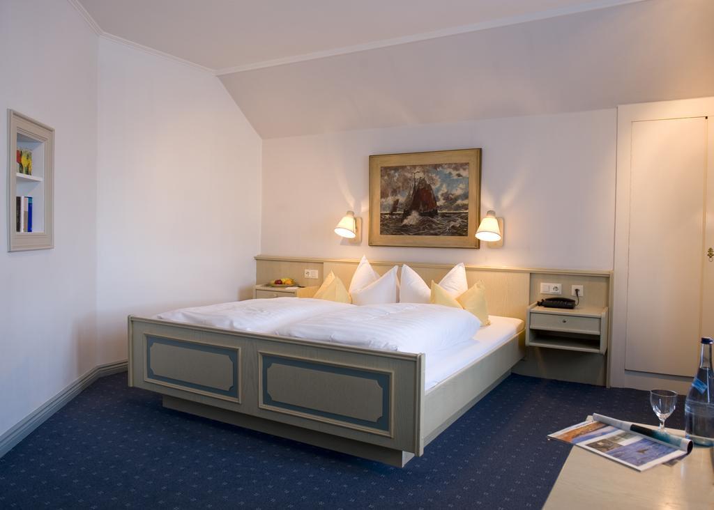 Hotel Friesenhof Wenningstedt-Braderup Rum bild
